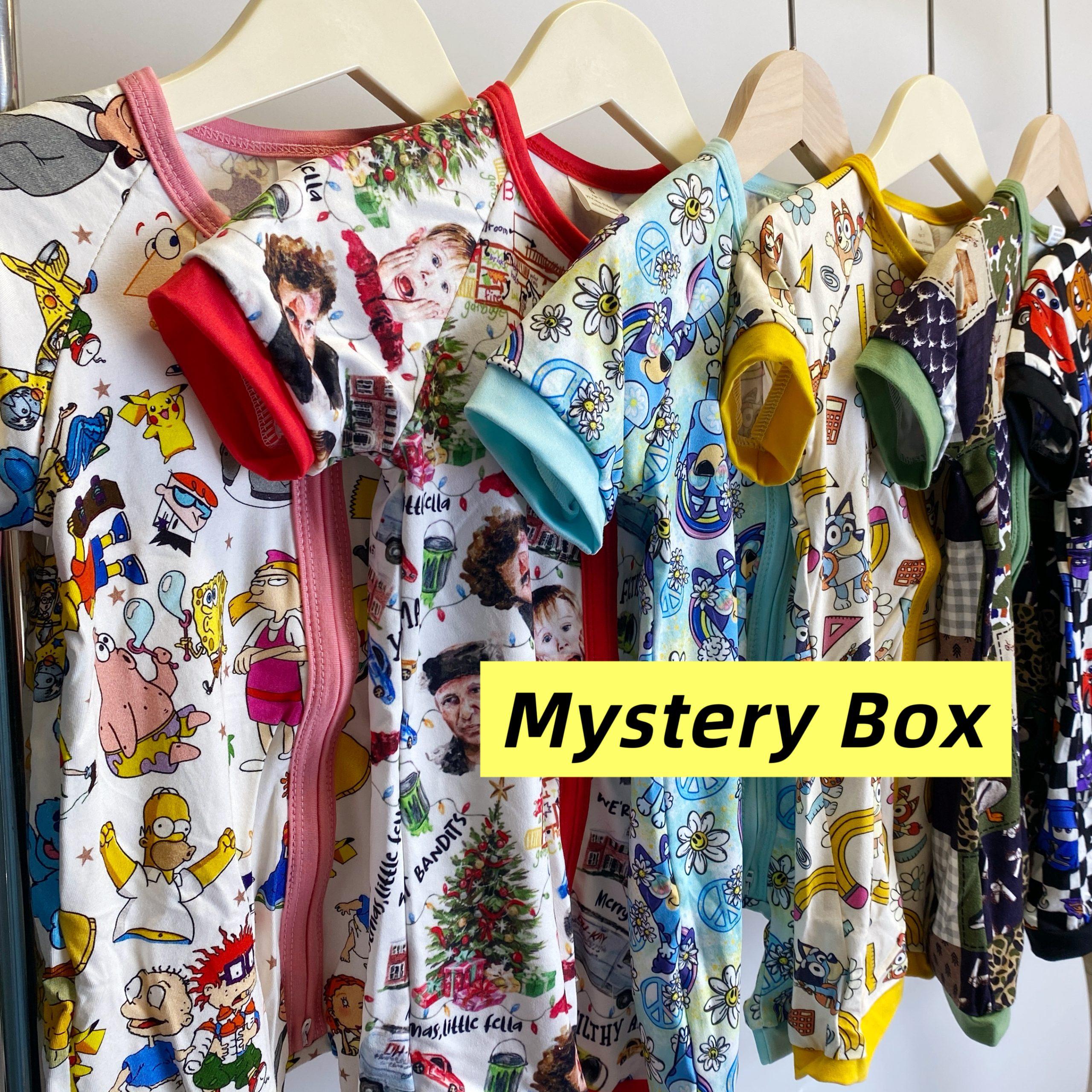 GOTS certified bamboo clothing for newborns, featuring soft and eco-friendly baby onesies ideal for retailers seeking sustainable apparel options.